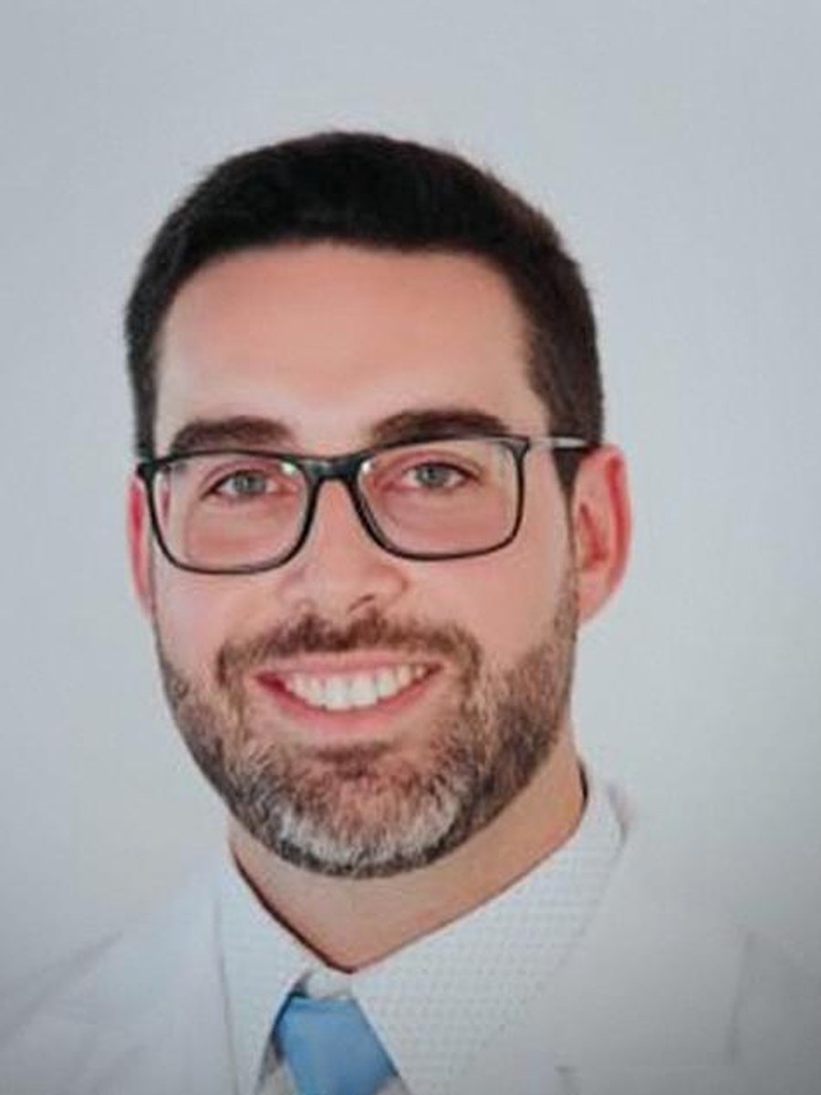 Retrato de Dr. Rodrigo Garcia Barreto Luz, Cirurgião Oncológico na COPELE